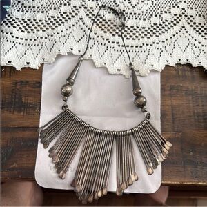 Women's‎ Vintage 1970's Silver Metal Pin Bib Necklace
